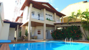 Casarão Com 3 suítes, 2 quartos, Piscina, Praia Perto
